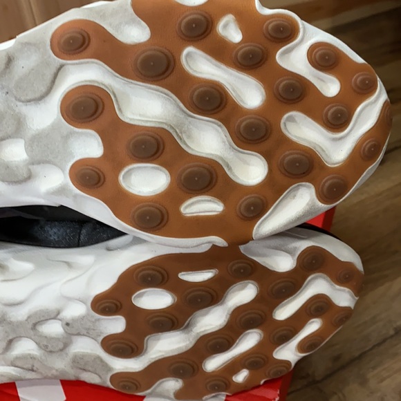 2018 Nike react element 87 dusty peach - Picture 14 of 16